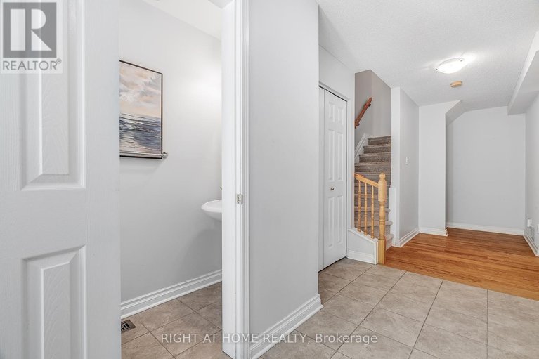 28641678/134-fordham-private/central-park/ottawa/ontario/K2C4G5_9