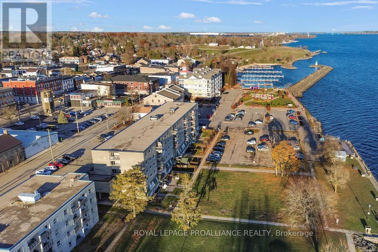 29141400/119-235-water-street/prescott/prescott/ontario/K0E1T0_31