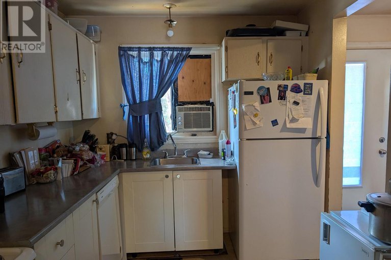 29135015/58-1767-dondale-street/pineview/ottawa/ontario/K1B5H7_4