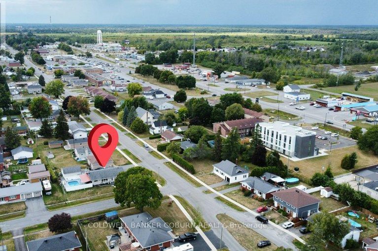 28818671/71-fifth-street-e/morrisburg/south-dundas/ontario/K0C1X0_45