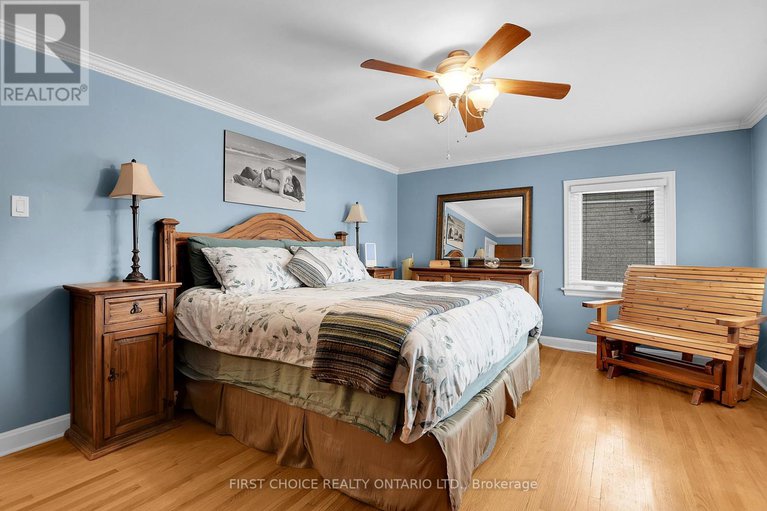 29205327/1366-kingston-avenue/carlington/ottawa/ontario/K1Z8L2_19