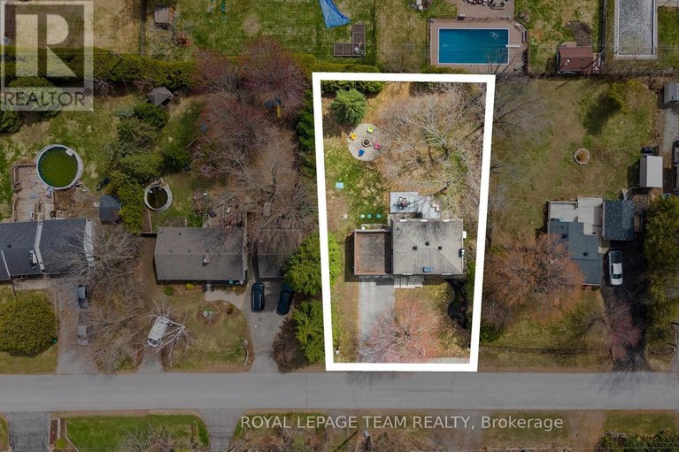 29662384/1081-boucher-crescent/manotick-south-to-roger-stevens/ottawa/ontario/K4M1B3_47