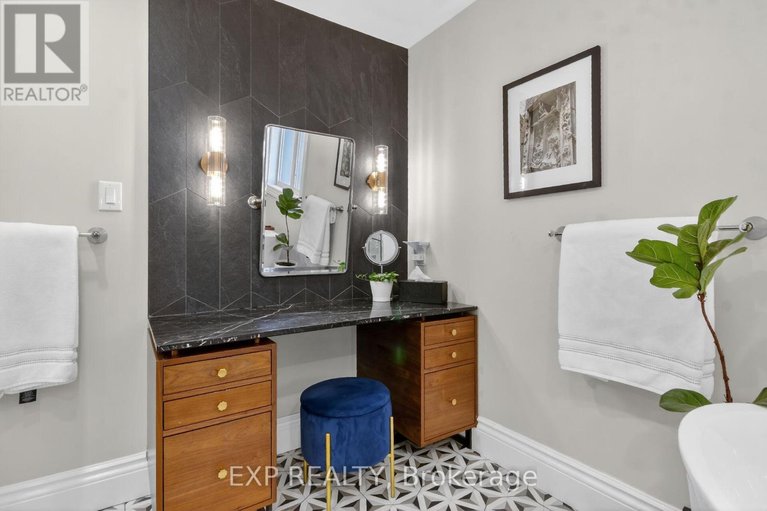 29658262/541-dressage-avenue/emerald-meadowstrailwest/ottawa/ontario/K2V0C6_30