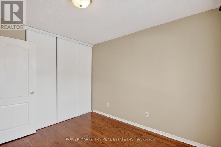 29154682/6410-sablewood-place/chapel-hill/ottawa/ontario/K1C7L7_19