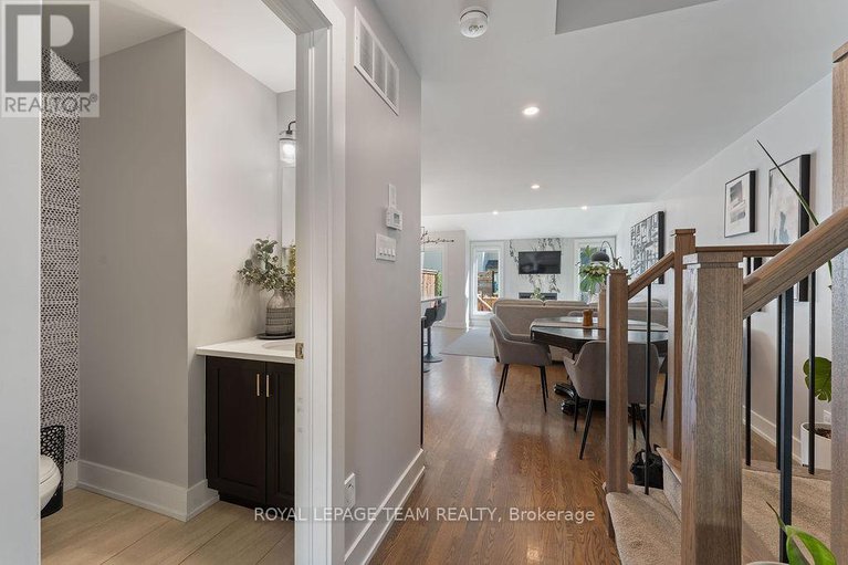 28963123/321-proud-walk/stittsville-south/ottawa/ontario/K2S2L6_7