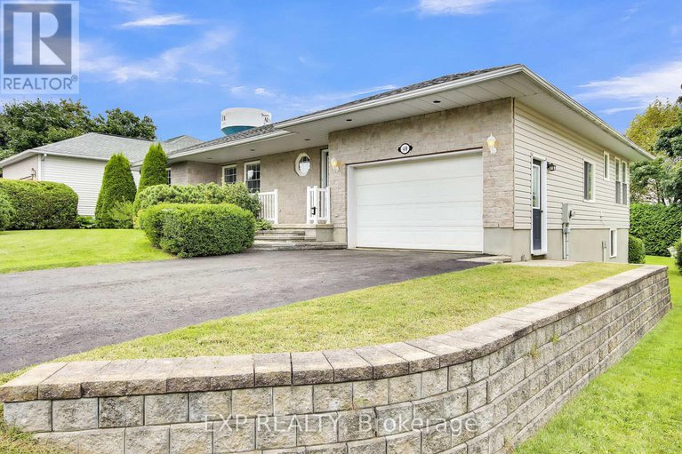 28795569/40-evelyn-street/almonte/mississippi-mills/ontario/K0A1A0_4