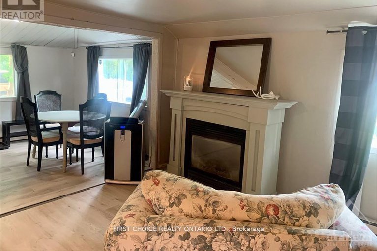 27933772/397-bayview-drive/constance-bay/ottawa/ontario/K0A3M0_7