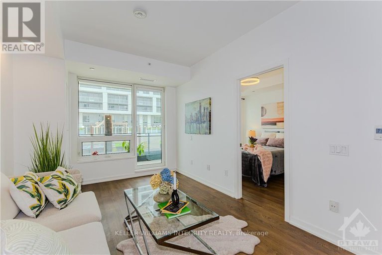 28222065/311-320-miwate-private/mechanicsville/ottawa/ontario/K1R6K8_17