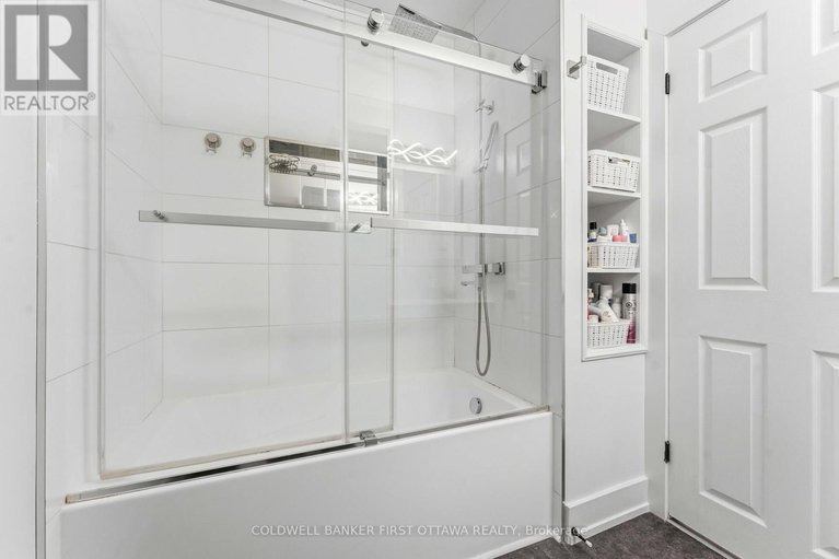 29323417/33-monterey-drive/leslie-park/ottawa/ontario/K2H7A9_20