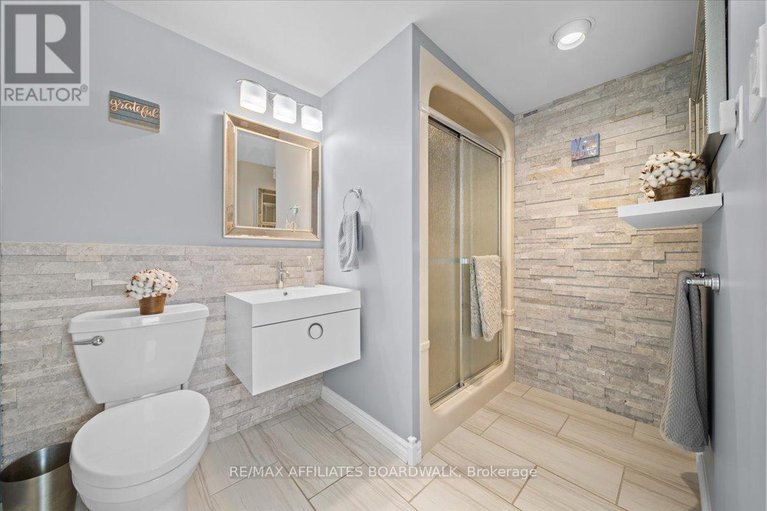 28527170/1700-lakeshore-drive/greely/ottawa/ontario/K4P1H1_35