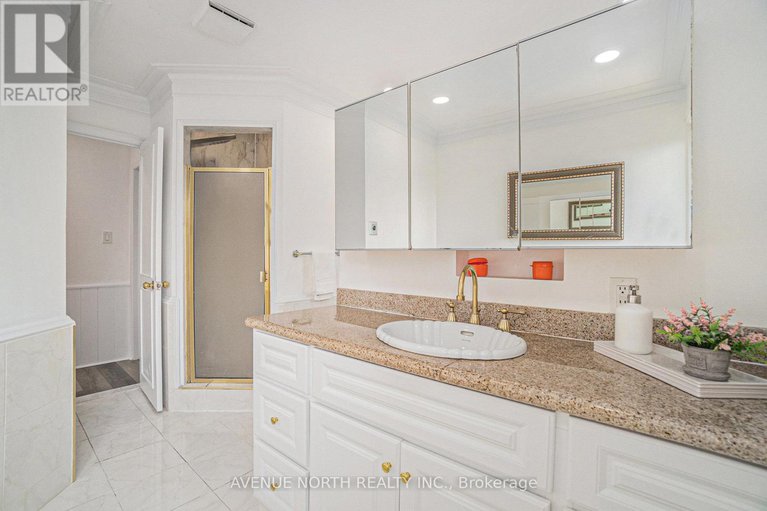 29223378/6-mosgrove-avenue/bayshore/ottawa/ontario/K2B7W7_17