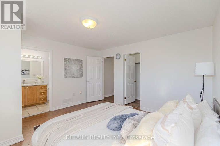 29074499/2592-crosscut-terrace/emerald-woodssawmill-creek/ottawa/ontario/K1T4A1_19