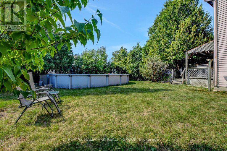 28845006/44-turret-court/glencairnhazeldean/ottawa/ontario/K2L2L1_38