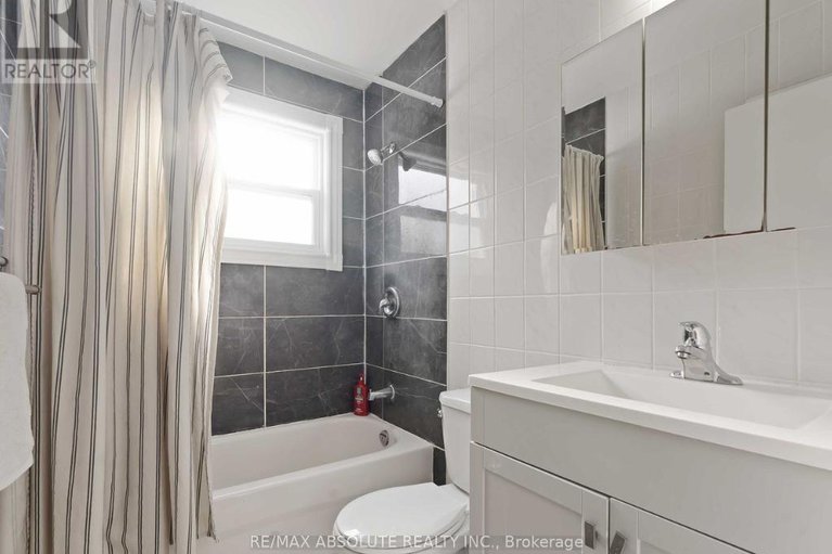 29180472/1984-forced-road/vars-area/ottawa/ontario/K0A3H0_12