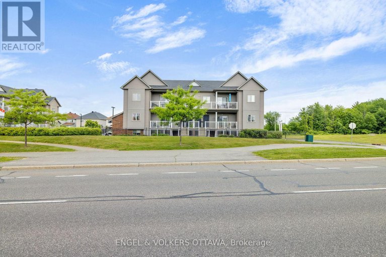 28856961/4-44-sternes-private/springridgeeast-village/ottawa/ontario/K4A0X8_2