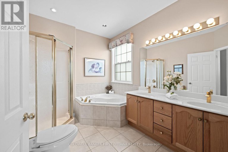 29386264/19-fencerow-way/stonebridge/ottawa/ontario/K2J4X8_28