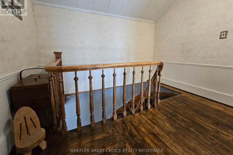 29039799/40-st-laurent-avenue/long-sault/south-stormont/ontario/K0C1P0_17