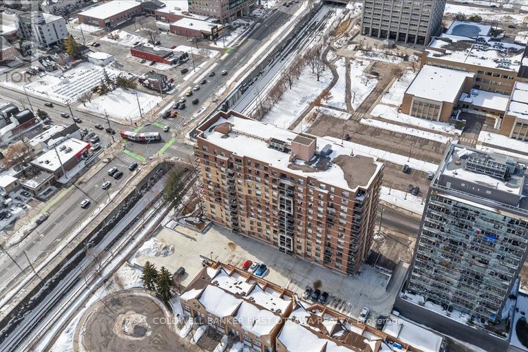 29430525/1403-215-parkdale-avenue/mechanicsville/ottawa/ontario/K1Y4T8_45