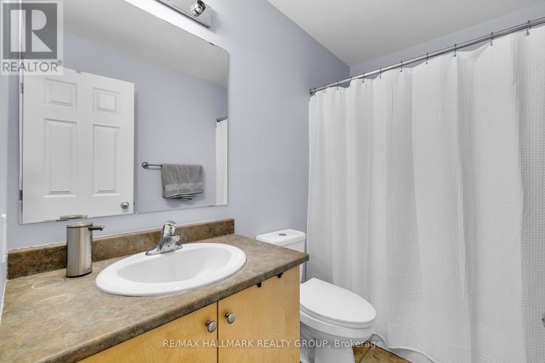 29225790/320-silbrass-private/stonebridge/ottawa/ontario/K2J5M5_41