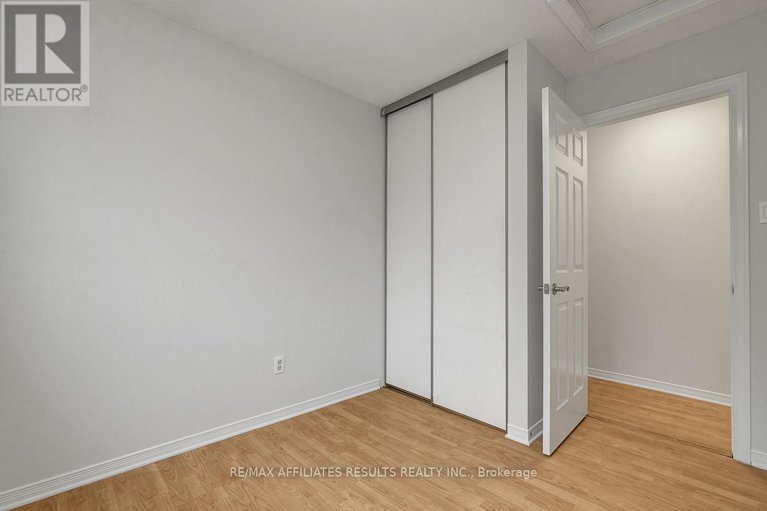 28794659/22-hendrie-court/katimavik/ottawa/ontario/K2L4A4_32