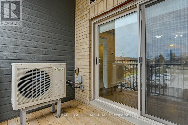 29471841/201-2785-baseline-road/redwood-park/ottawa/ontario/K2H0B7_31