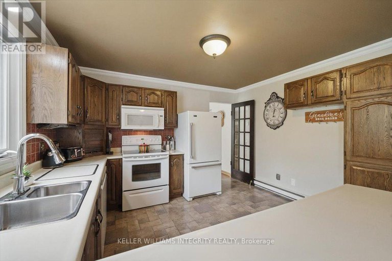 28473726/1954-catherine-street/town-of-rockland/clarence-rockland/ontario/K4K1H6_15