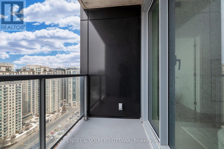 28589616/2005-20-daly-avenue/sandy-hill/ottawa/ontario/K1N0C6_23