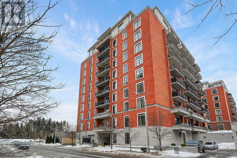 29440546/906-330-loretta-avenue-s/west-centre-town/ottawa/ontario/K1S4E8_1