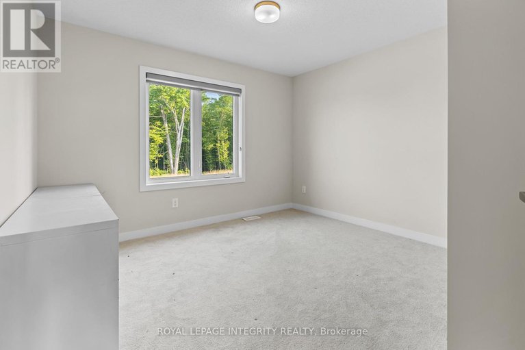 28655878/432-appalachian-circle/half-moon-bay/ottawa/ontario/K2J6X4_32