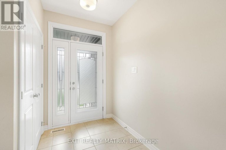 28798910/700-namur-street/embrun/russell/ontario/K0A1W0_3