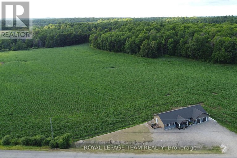 28622757/1016-castleford-road/horton-twp/horton/ontario/K7V3Z8_36