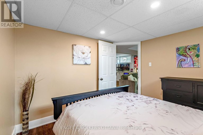 28419109/6978-aldergrove-way/greely/ottawa/ontario/K4P1A3_33