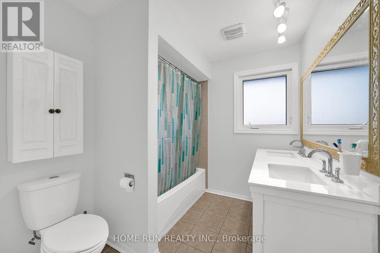 29590749/4-2111-montreal-road/beaconwood/ottawa/ontario/K1J8M8_27