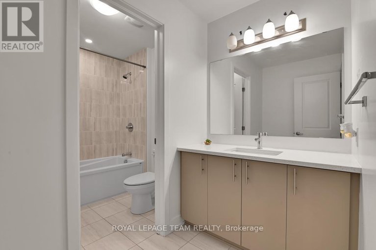 29469522/912-duxbury-lane/riverside-southgloucester-glen/ottawa/ontario/K4M0M2_20