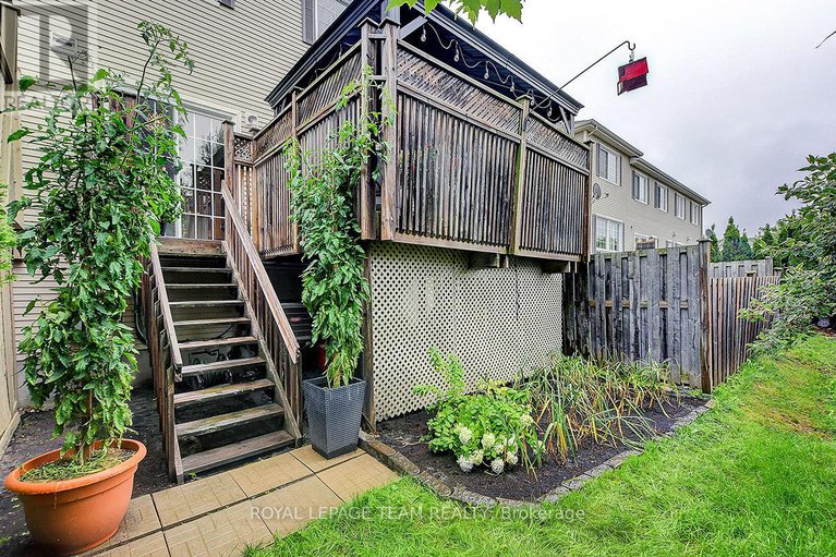 28608352/109-goldwood-private/stonebridge/ottawa/ontario/K2J0P4_50