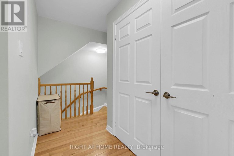 28554309/h-313-st-patrick-street/lower-townbyward-market/ottawa/ontario/K1N5K6_13