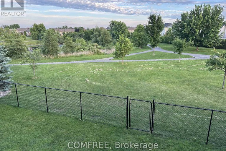 29132949/70-wilderness-way/stittsville-north/ottawa/ontario/K2S2E3_38