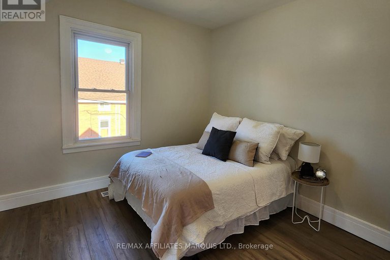 28979025/12-oak-street/lancaster/south-glengarry/ontario/K0C1N0_18
