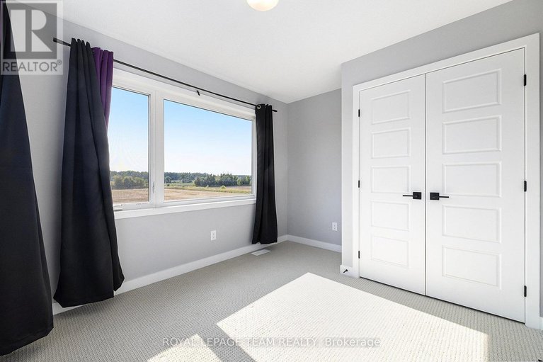 29589396/165-yearling-circle/richmond/ottawa/ontario/K0A2Z0_24