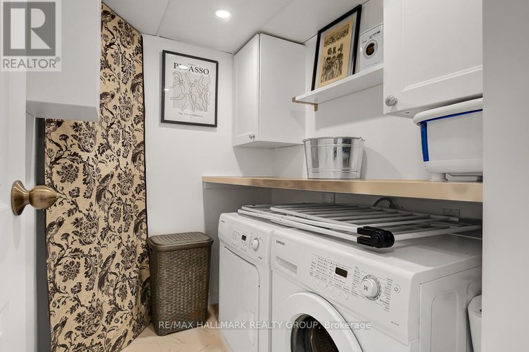 28859548/504-222-guigues-avenue/lower-townbyward-market/ottawa/ontario/K1N5J2_31