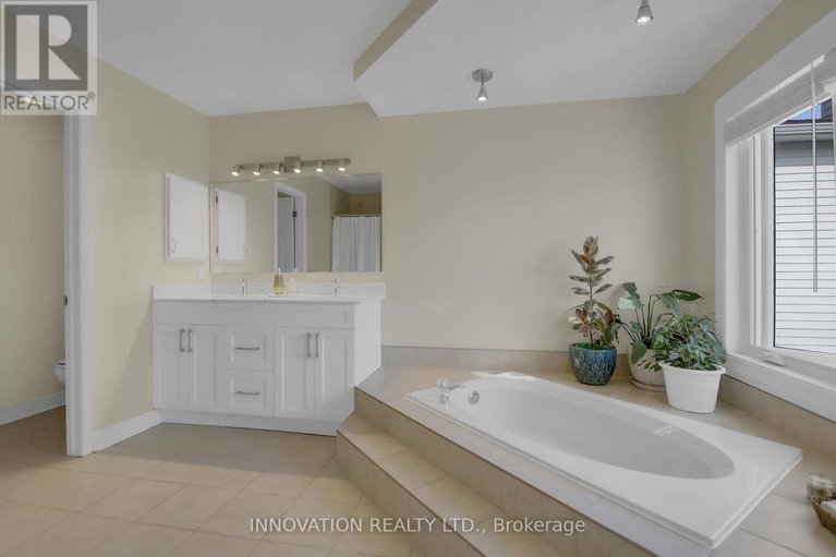 29284984/76-chickasaw-crescent/bridlewood/ottawa/ontario/K2M1M7_20