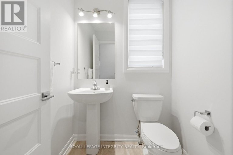 29613574/441-sterling-avenue/clarencerockland-twp/clarence-rockland/ontario/K4K0M5_18