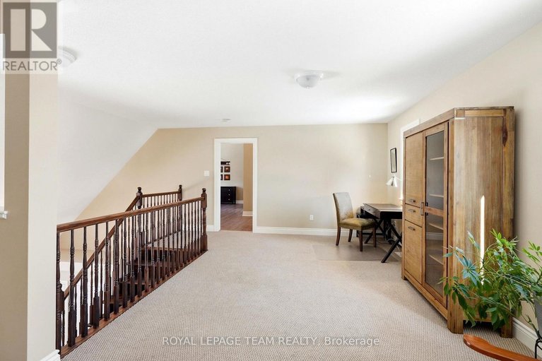 29451261/1196-old-carp-road/morgans-grantsouth-march/ottawa/ontario/K2W0H0_20