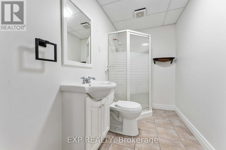 29186601/119-anfield-crescent/barrhaven-east/ottawa/ontario/K2G7B7_45