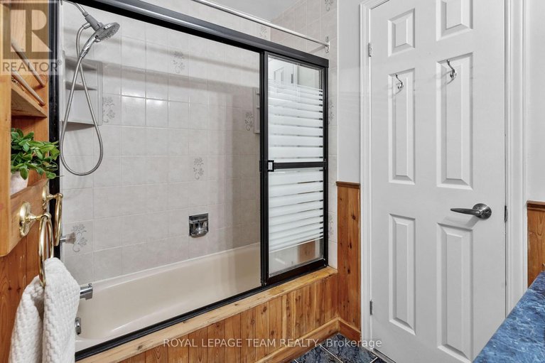 28651706/41-peterson-place/katimavik/ottawa/ontario/K2L4A8_26