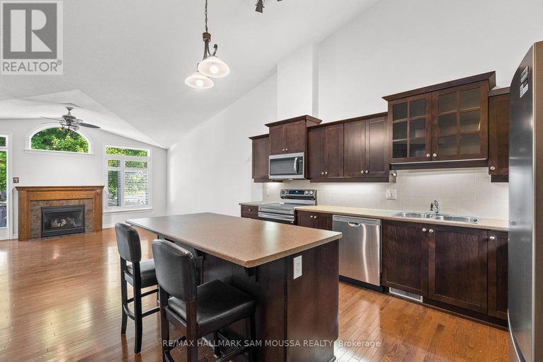 28820516/172-granite-court/emerald-meadowstrailwest/ottawa/ontario/K2M0A3_18
