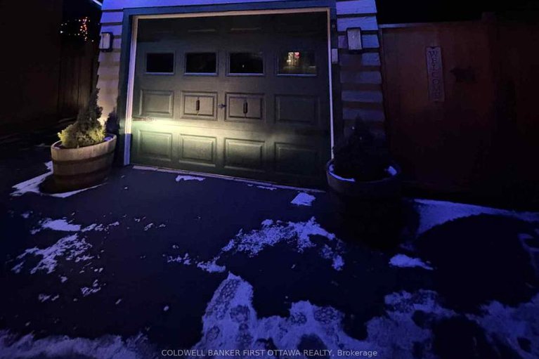 29213071/8712-bank-street/vernon/ottawa/ontario/K0A3J0_33