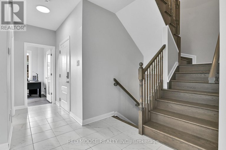 28987849/833-dynasty-street/avalon-east/ottawa/ontario/K4A5L4_38