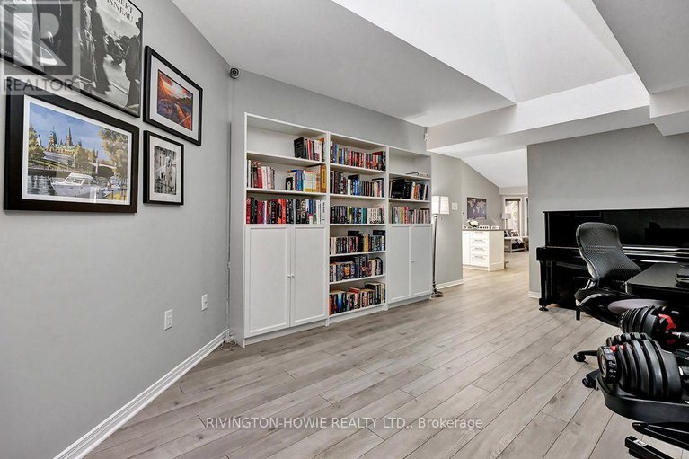 28196868/36-robson-court/kanata-lakesheritage-hills/ottawa/ontario/K2K2W1_18
