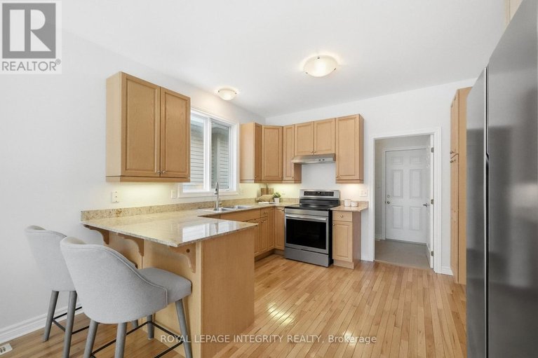 29578408/44-harry-douglas-drive/stittsville-central/ottawa/ontario/K2S1Z3_13